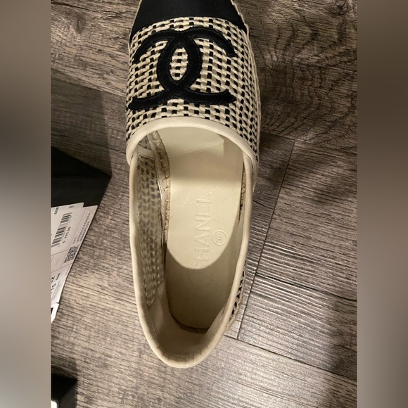 Authentic CHANEL Mesh Grosgrain CC Espadrilles size 36 - Picture 4 of 7